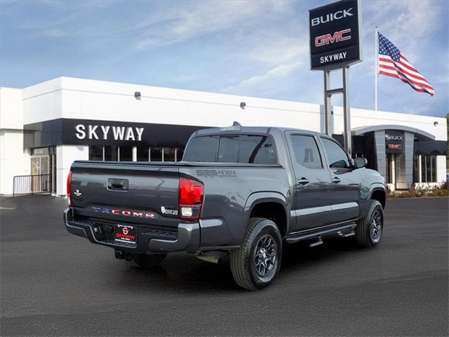 2023 Toyota Tacoma SR V6 photo 3