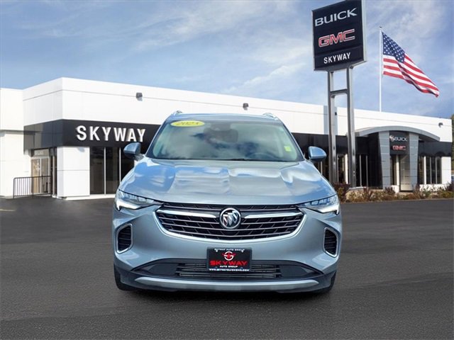 2023 Buick Envision Essence photo 2