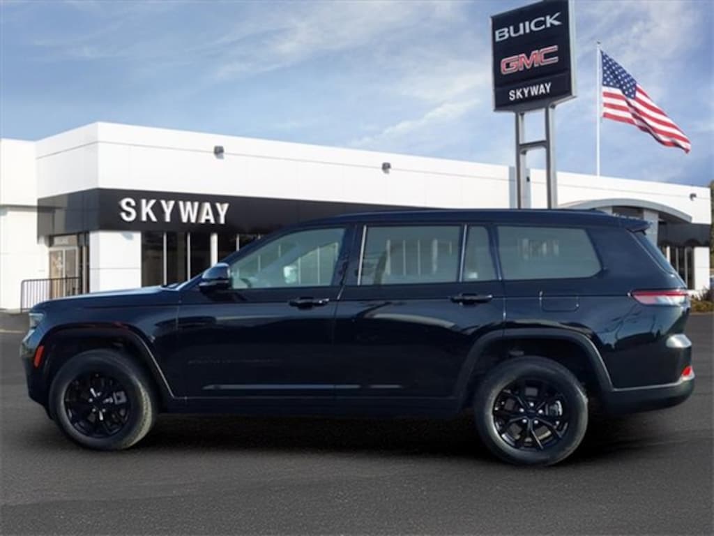 Used 2024 Jeep Grand Cherokee L Altitude