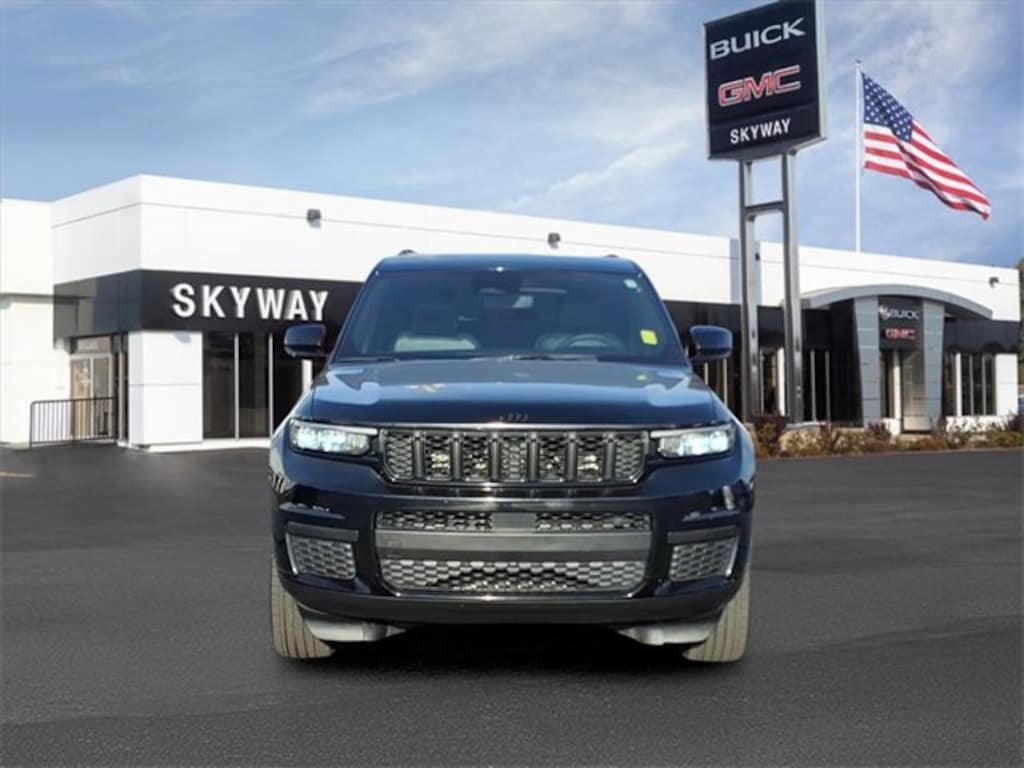 Used 2024 Jeep Grand Cherokee L Altitude