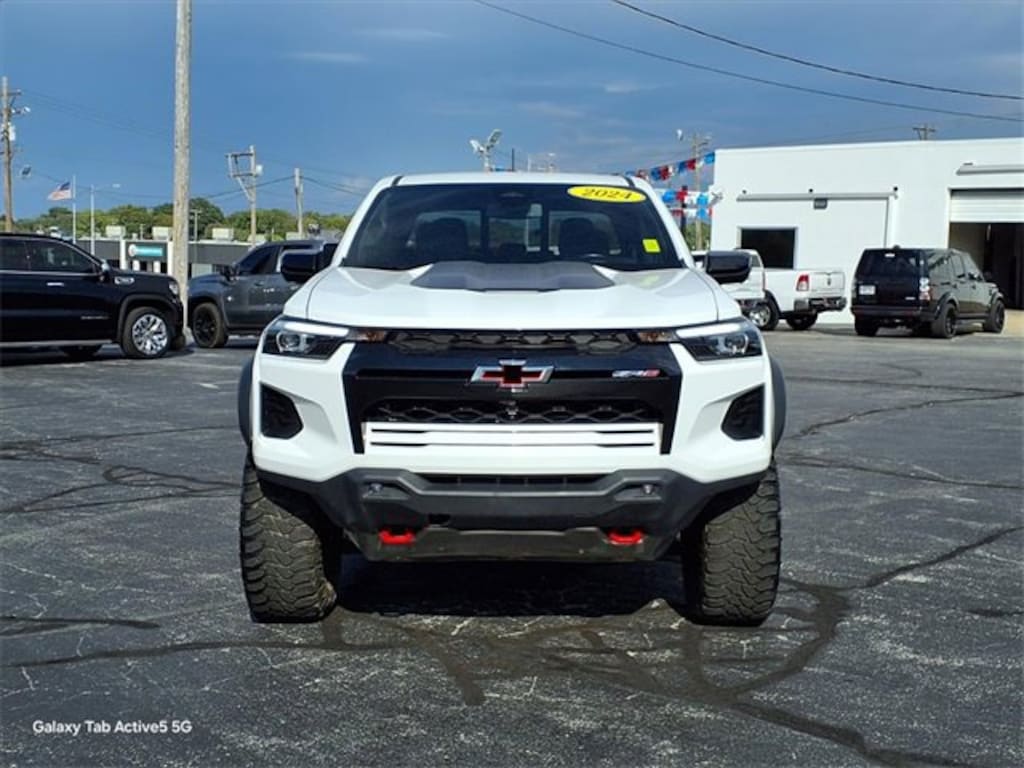 Used 2024 Chevrolet Colorado ZR2 Truck