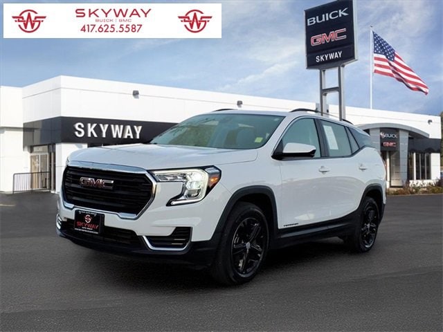 2022 GMC Terrain SLE's photo