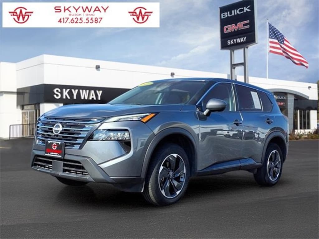 Used 2024 Nissan Rogue SV