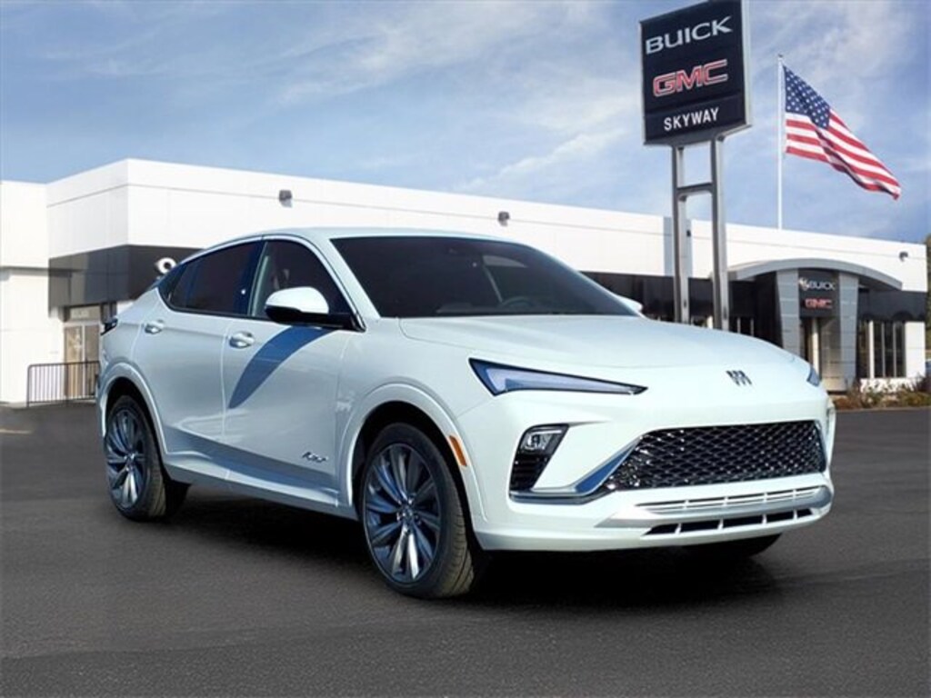 New 2026 Buick Envista Avenir SUV