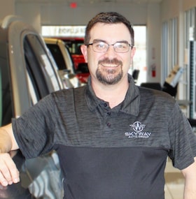 Staff member Andrew Hamilton from ID_fe6dba
