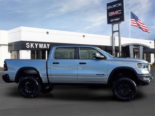 2023 Ram 1500 Rebel photo 4