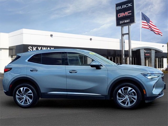 2023 Buick Envision Essence photo 4