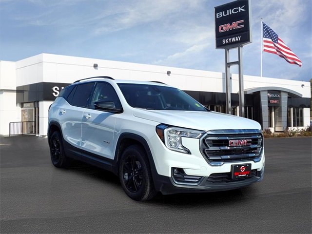 2024 Gmc Terrain AT4 photo 2