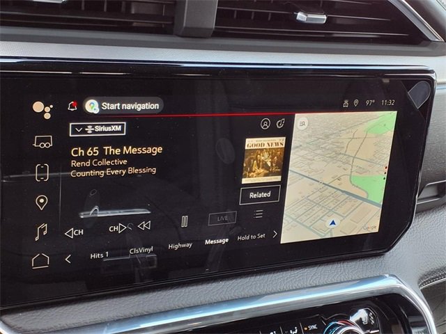 2025 Gmc Sierra 3500 HD Denali photo 3