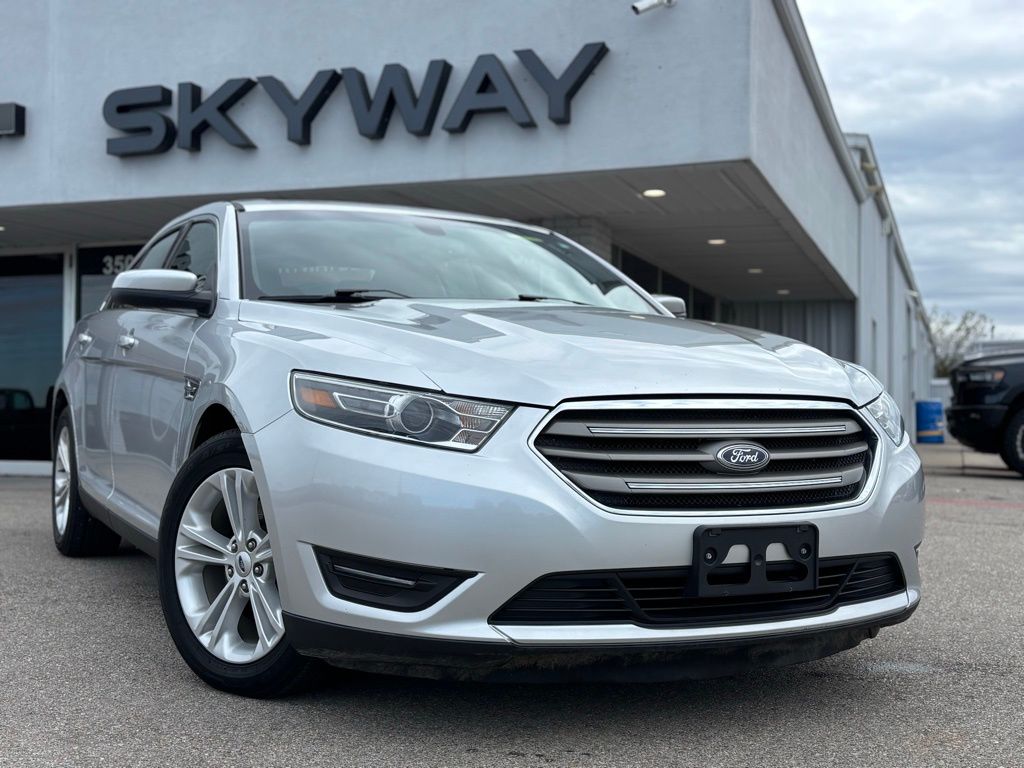 2016 Ford Taurus SEL