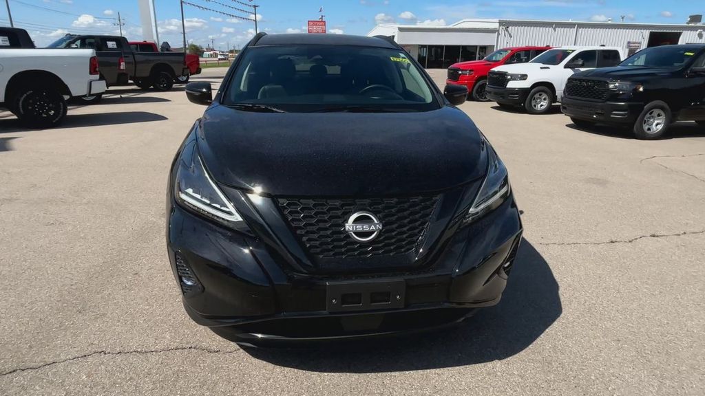 2024 Nissan Murano SV photo 3