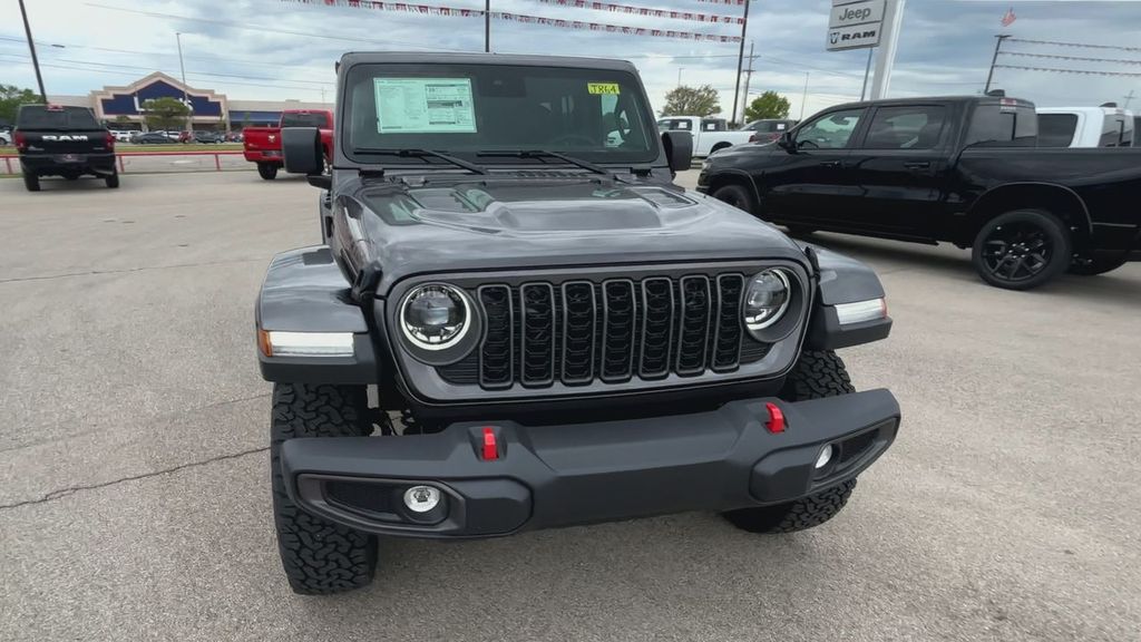 2025 Jeep Wrangler Rubicon photo 3