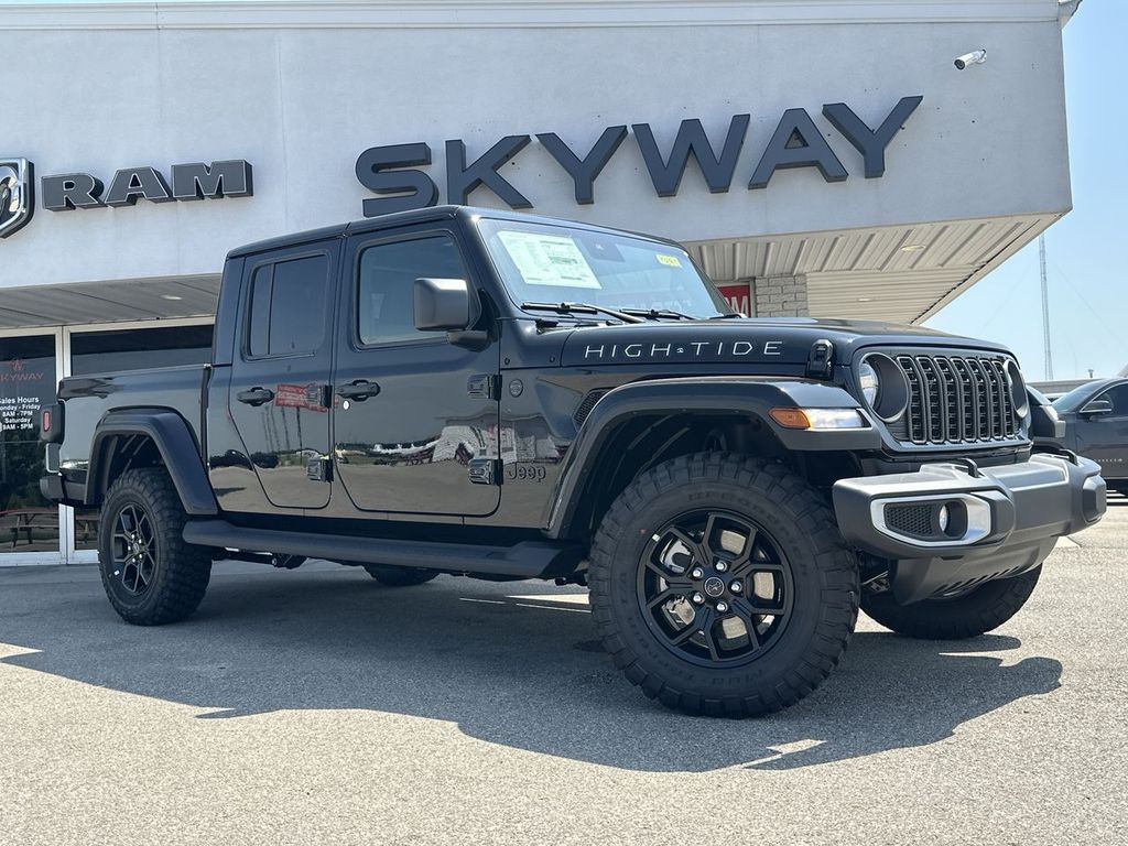 2025 Jeep Gladiator Pickup 