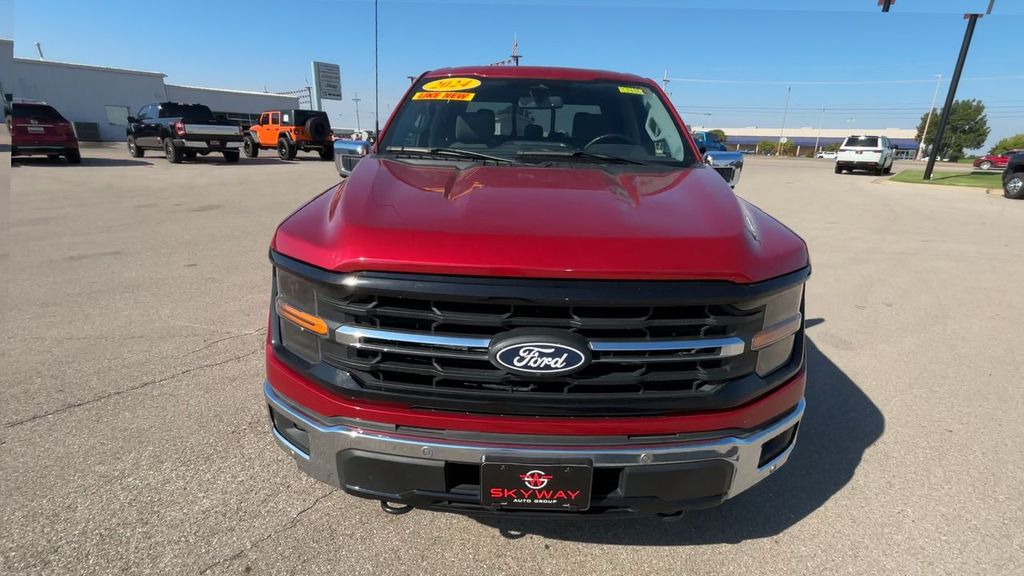 2024 Ford F-150 XLT photo 3