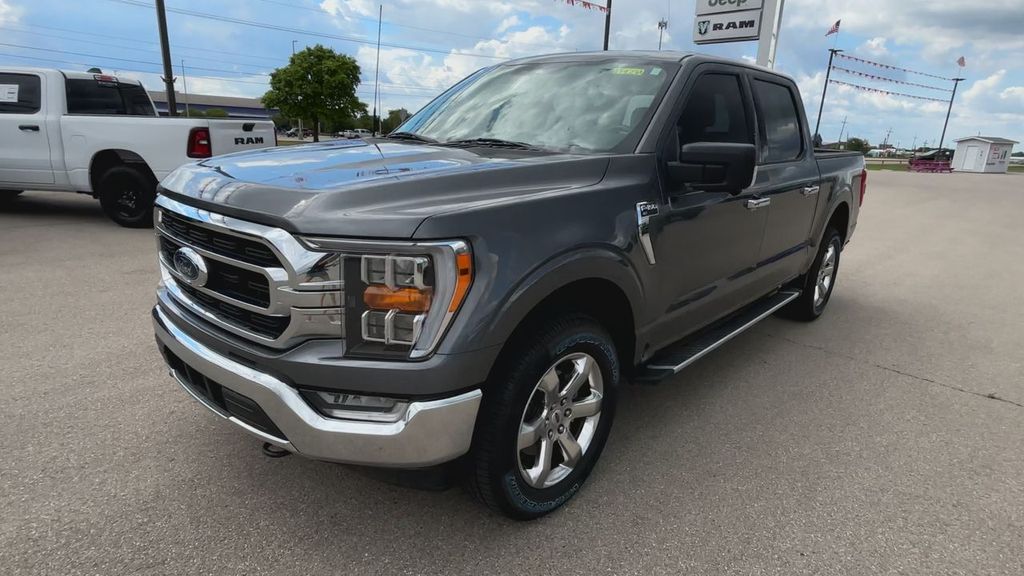 2022 Ford F-150 XLT photo 4