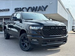 2026 Ram 1500 BIG HORN CREW CAB 4X4 5'7 BOX Pickup