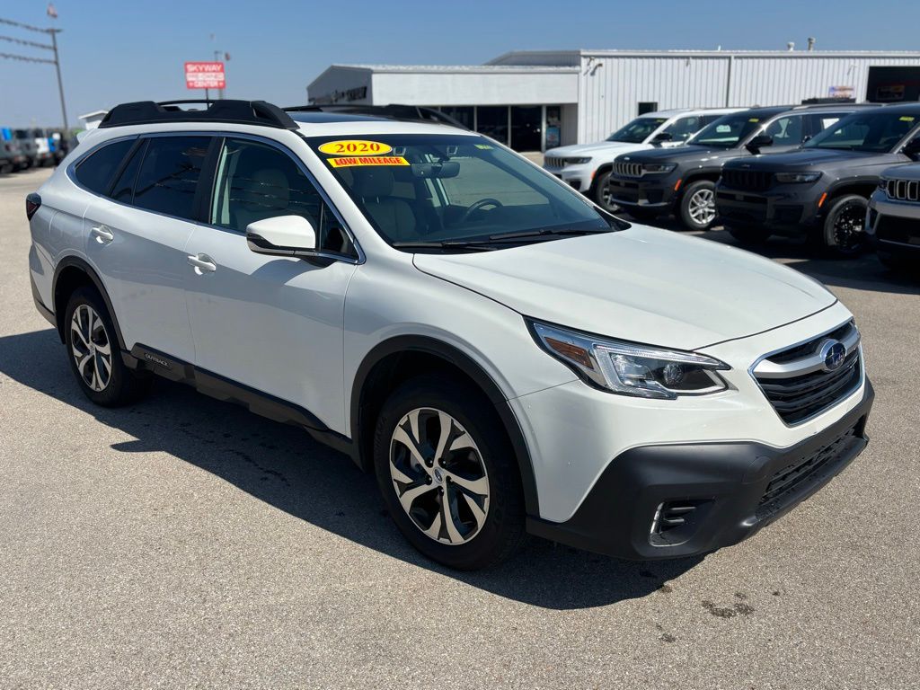 2020 Subaru Outback Limited XT photo 3
