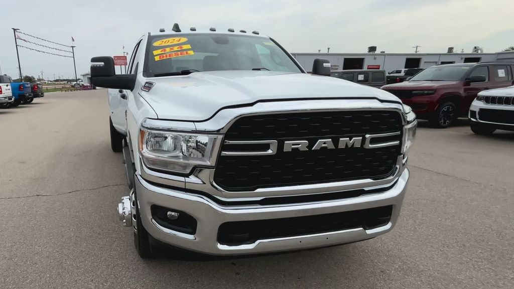2024 Ram 3500 Big Horn photo 3