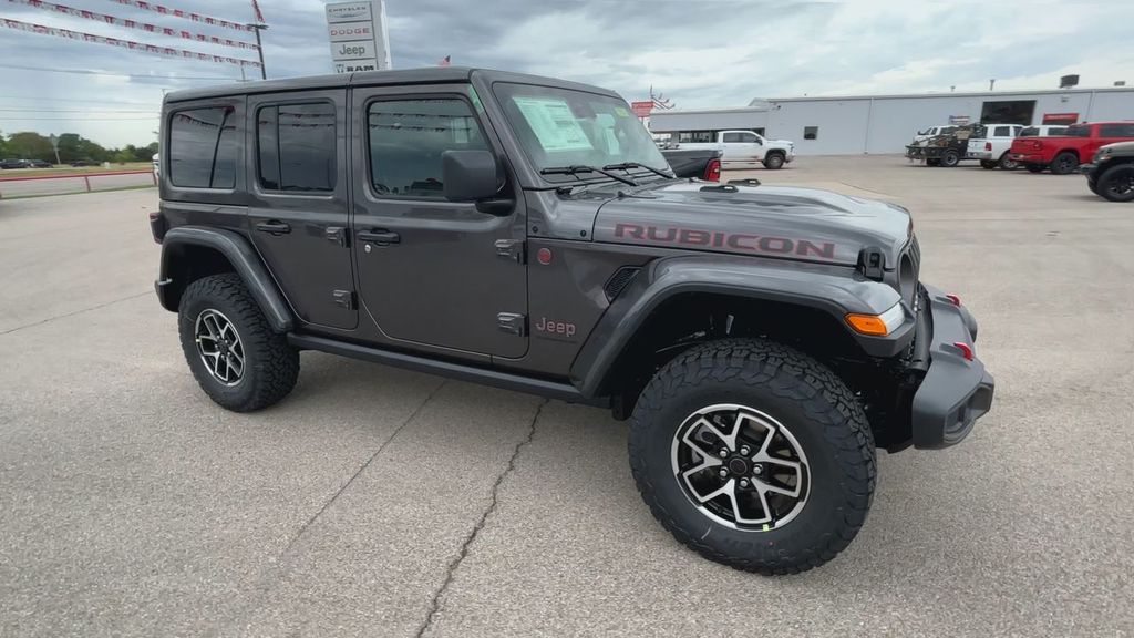 2025 Jeep Wrangler Rubicon photo 2