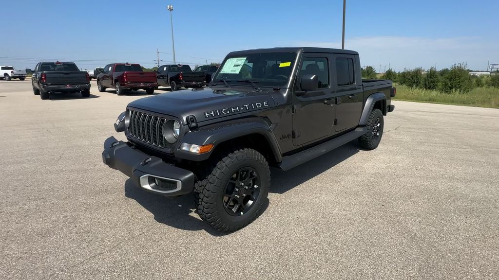 2025 Jeep Gladiator Sport photo 3