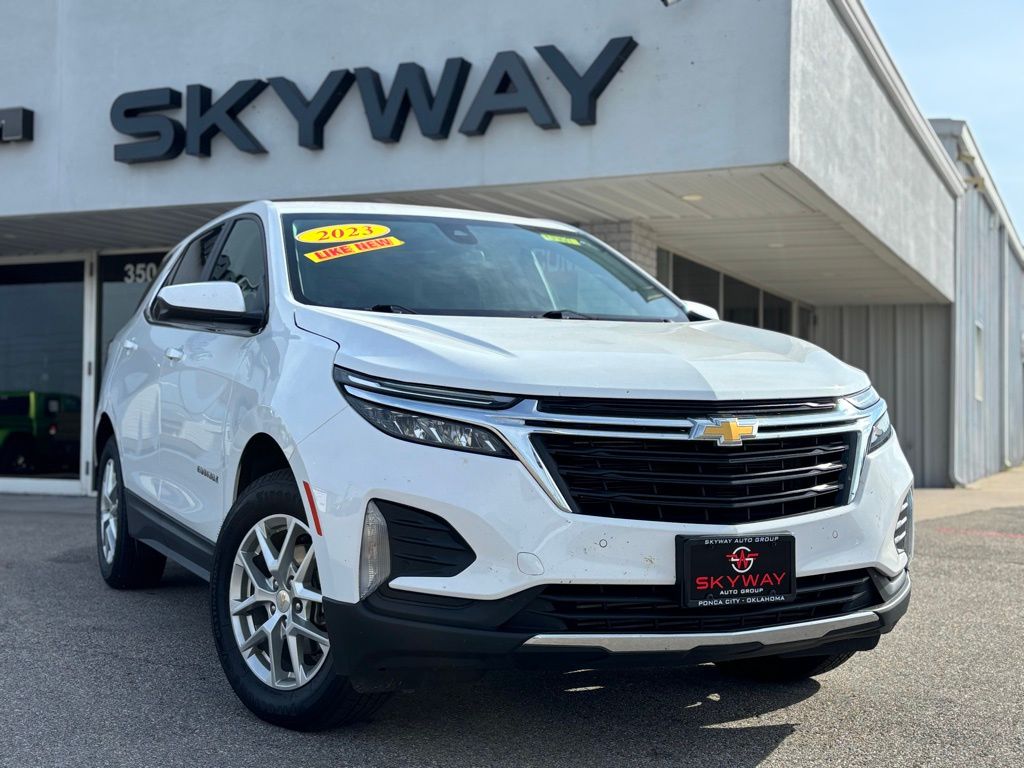2023 Chevrolet Equinox LT's photo