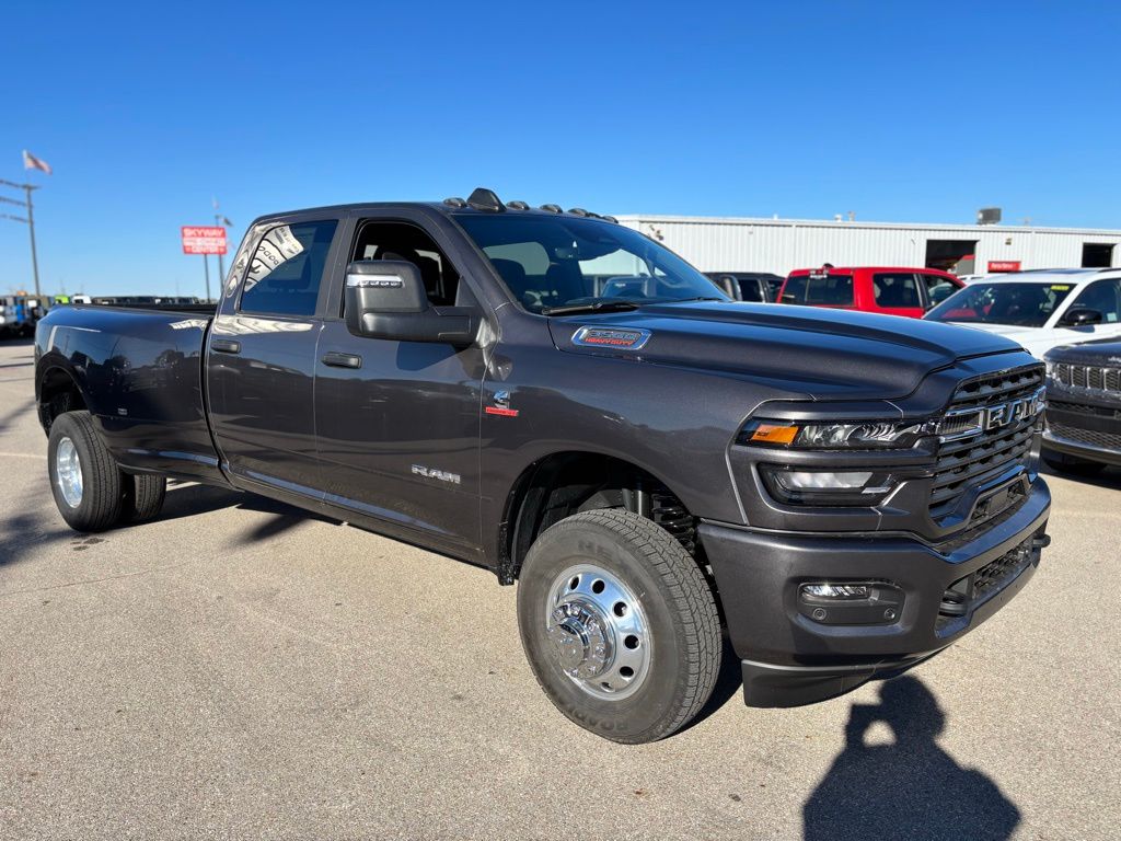 2026 Ram 3500 Big Horn photo 3