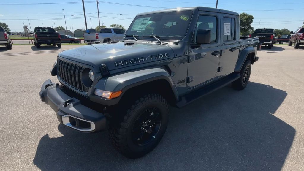 2025 Jeep Gladiator Sport photo 4