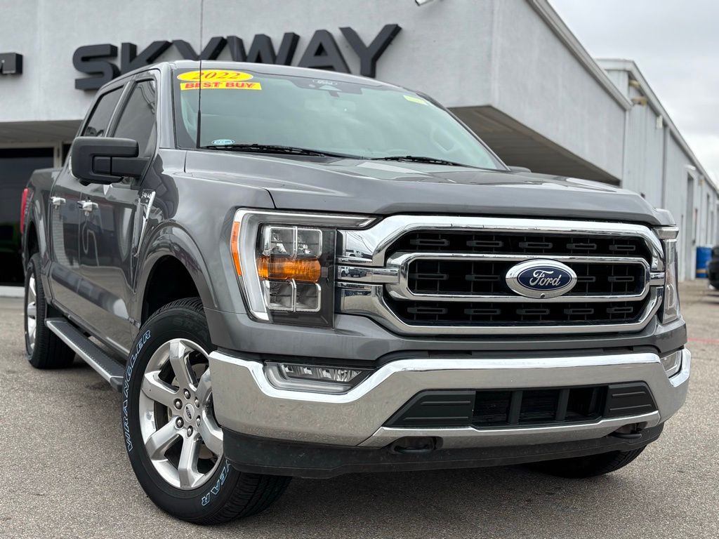 2022 Ford F-150 XLT's photo