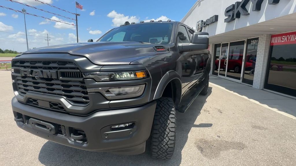2025 Ram 2500 Tradesman photo 4