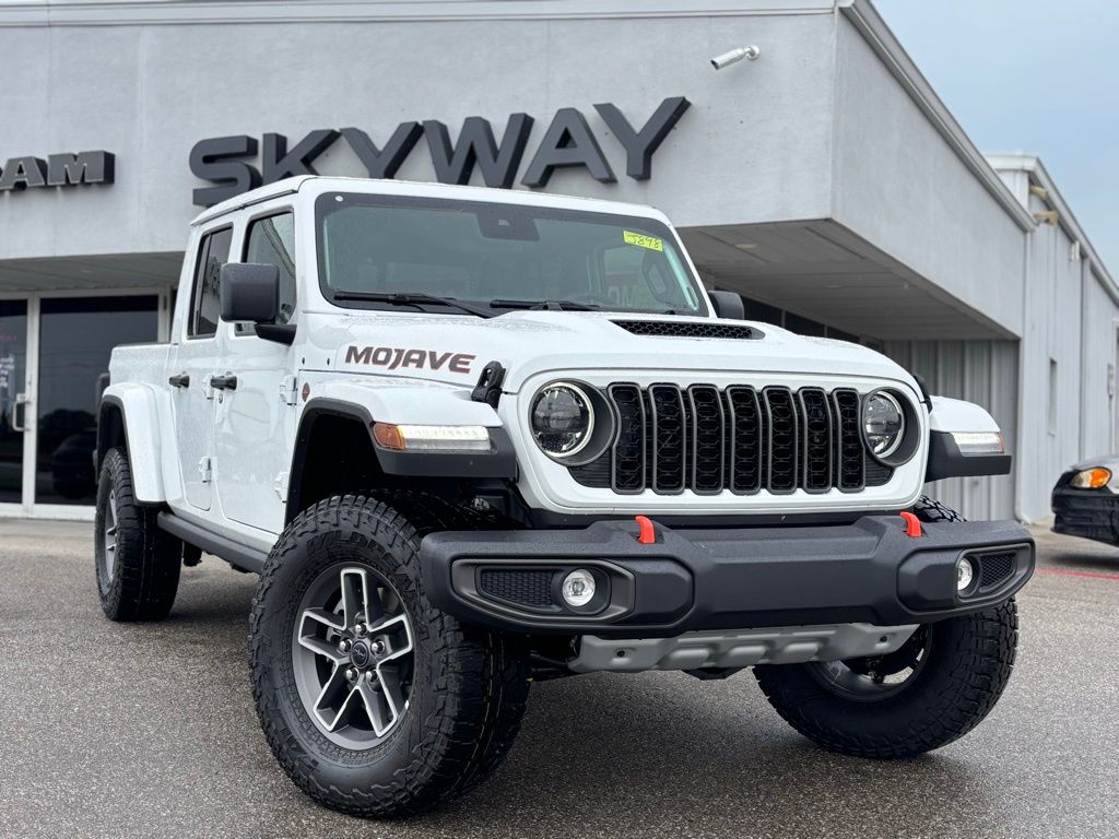 2025 Jeep Gladiator Mojave's photo