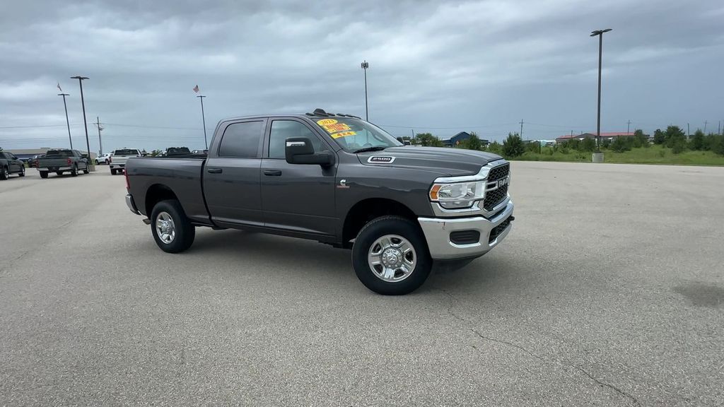 2023 Ram 2500 Tradesman photo 2