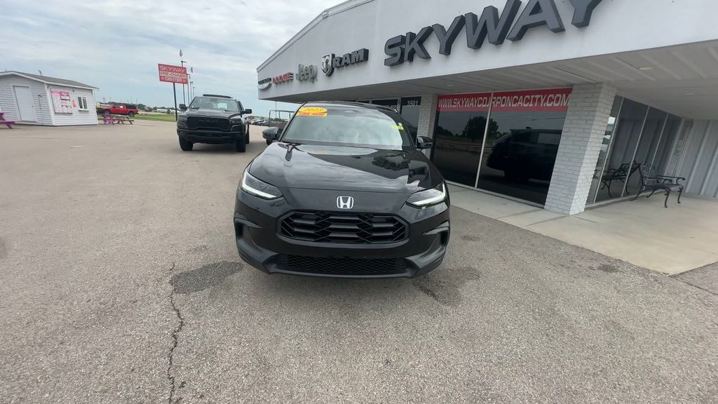 2023 Honda HR-V Sport 2WD photo 3