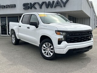 2022 Chevrolet Silverado 1500 Custom Truck Crew Cab