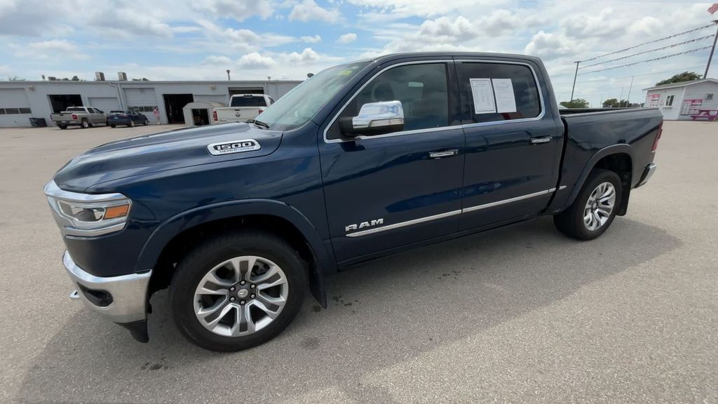 2022 Ram 1500 Limited photo 3