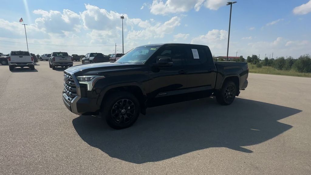 2024 Toyota Tundra Platinum photo 2