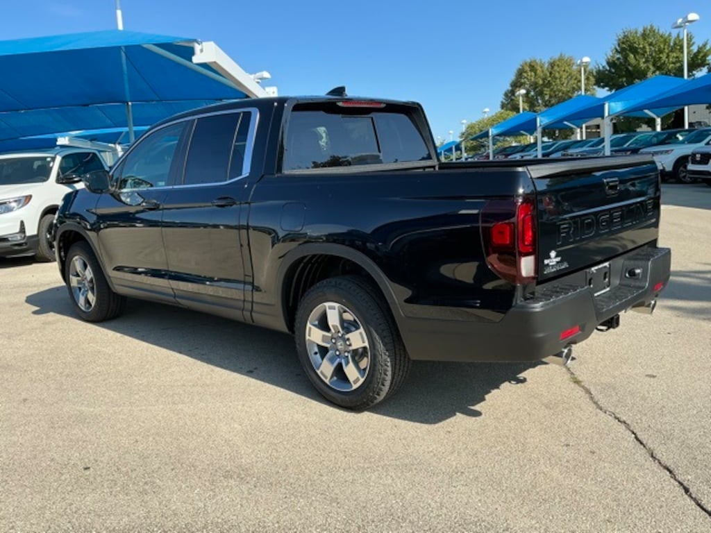 New 2026 Honda Ridgeline RTL Truck Crew Cab