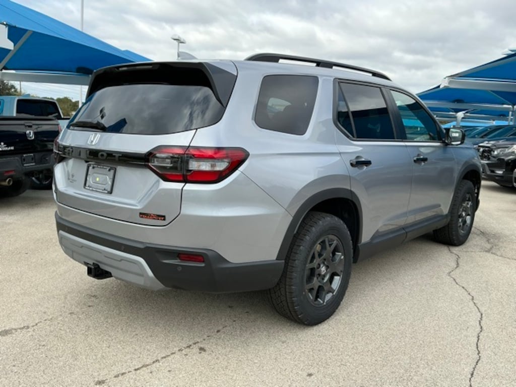 New 2025 Honda Pilot TrailSport SUV