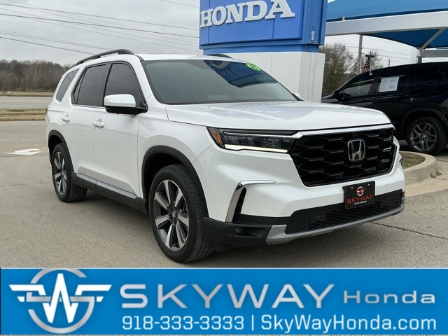 2025 Honda Pilot Elite's photo
