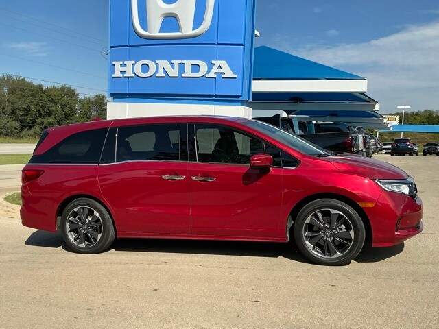 2023 Honda Odyssey Elite photo 2