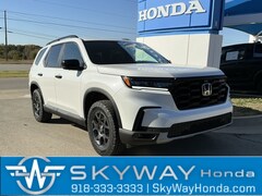 2025 Honda Pilot TrailSport SUV