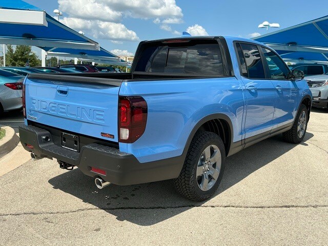 2025 Honda Ridgeline TrailSport photo 3