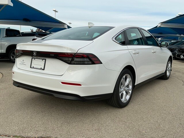 2025 Honda Accord LX photo 2