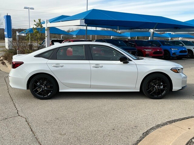 2026 Honda Civic Hybrid Sport photo 2