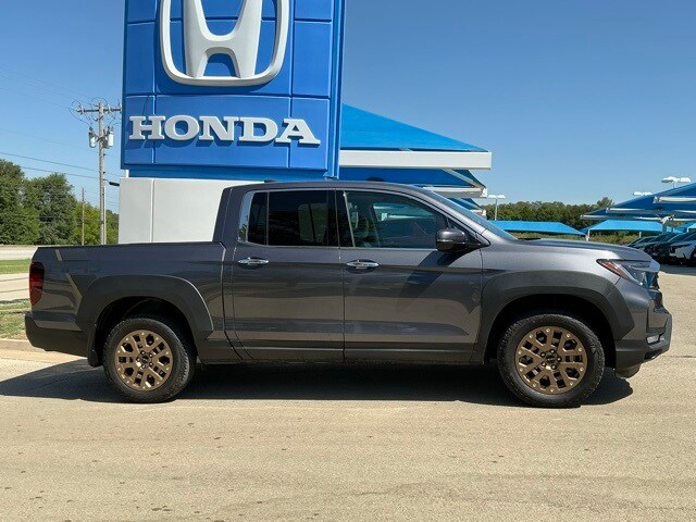 2022 Honda Ridgeline RTL-E photo 2