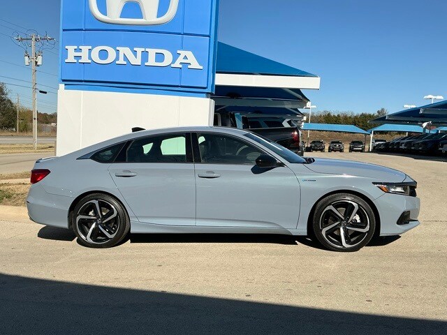 2022 Honda Accord Hybrid Sport photo 2