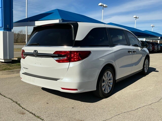 2021 Honda Odyssey LX photo 3