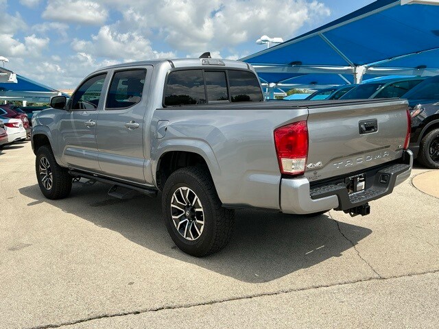 2020 Toyota Tacoma SR V6 photo 4