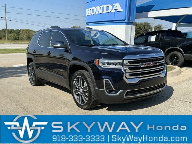 2022 GMC Acadia SLT's photo