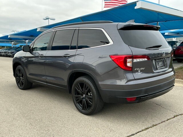 2022 Honda Pilot Special Edition photo 3