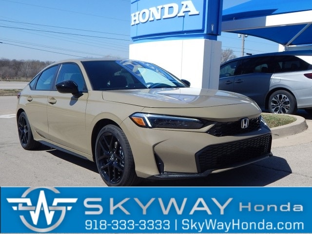 2025 Honda Civic Hatchback Sport's photo